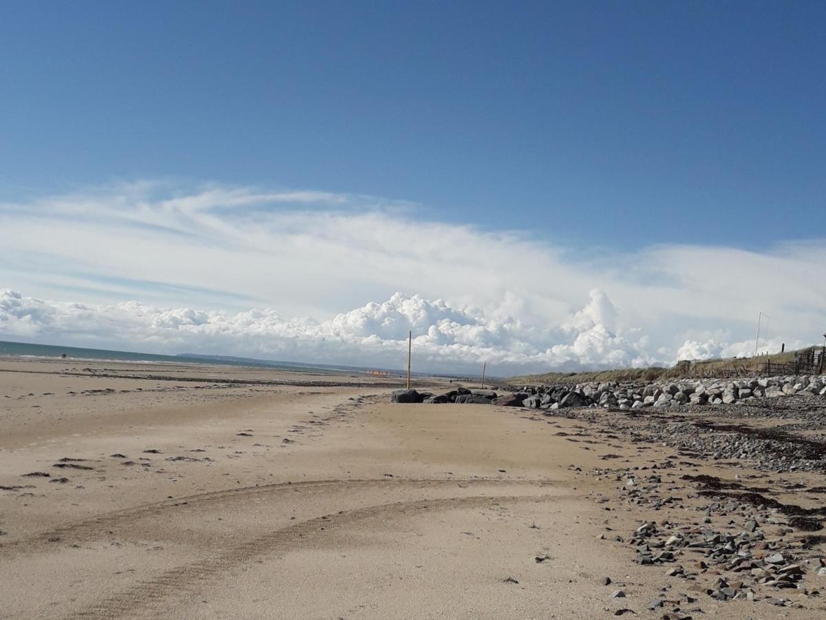 Vila Les Peupliers Vesly Exteriér fotografie